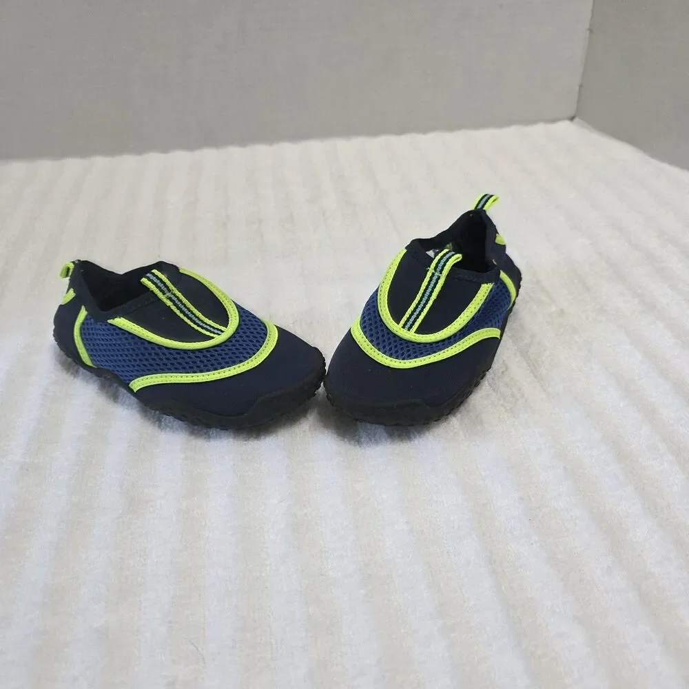 Koala Kids Water\Swim Shoes Toys R Us Youth Size 10